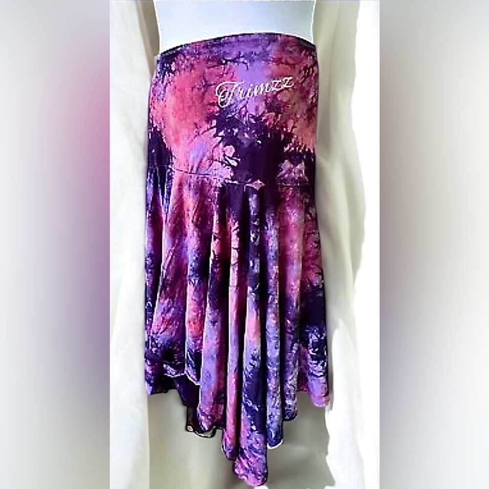 Size 3XL..……Midi Lined Layered Skirt with side Draw Up Tie. New…..Current Mood